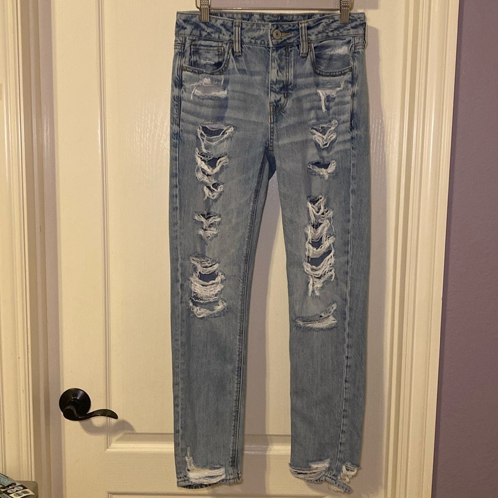 American Eagle Outfitters Women's Tomgirl Ripped Jeans Size 0 Regular NWOT